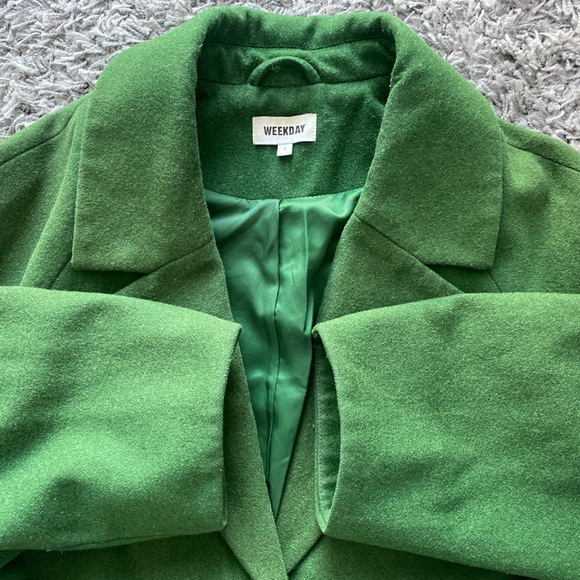 Weekday wool coat in bottle green - Picture 4 of 9